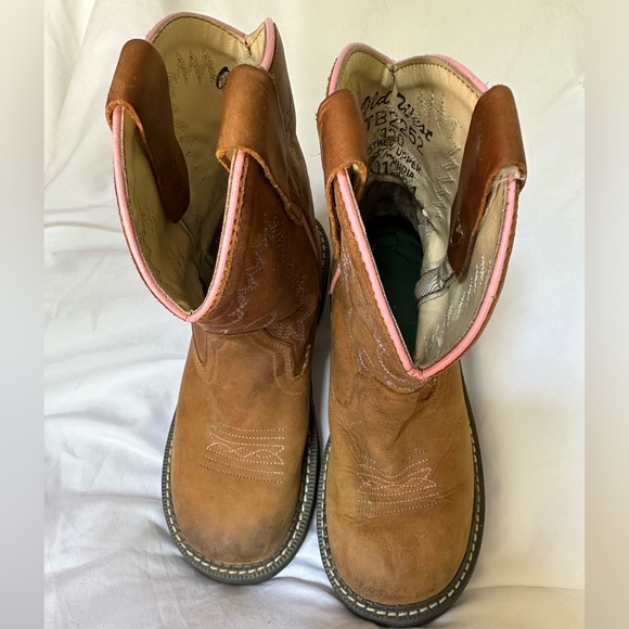 Old West cowboy boots/work boots girls size 12 - Picture 3 of 4